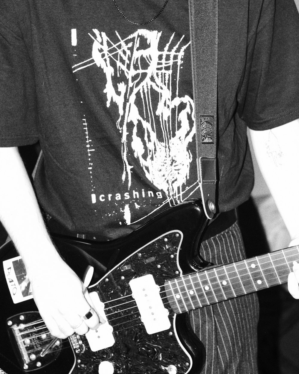 Crashing T-Shirt Design - Foto door Jim Dermois